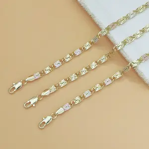 Mob Wife Aesthetic Chunky Gold Bracelet Square Spliced Link Chain Punk Hip-Hop Unisex Jewelry Bold Statement Piece for Festival Streetwear Fashion Accessory Gift