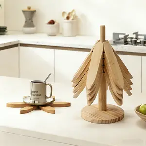 Decorative Coaster For Home/Kitchen/Dinning Room, Wooden Heat Resistant Mats, Kitchen Decorative Placemat, 4 Pieces with Stand, Perfect For Christmas Family Dinners, Foldable and Detachable, Table Protector