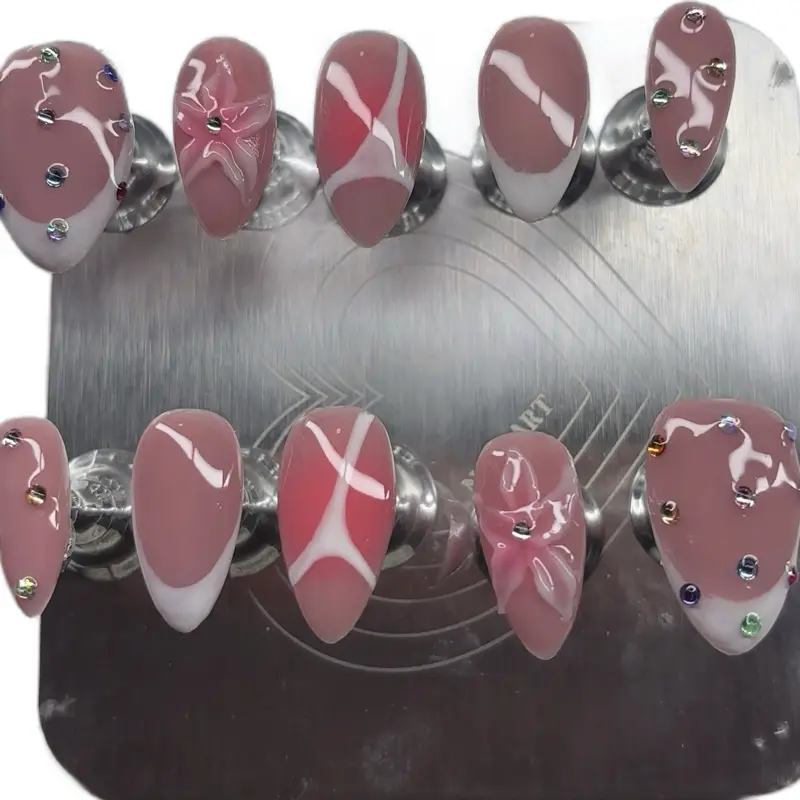 Press on nails
