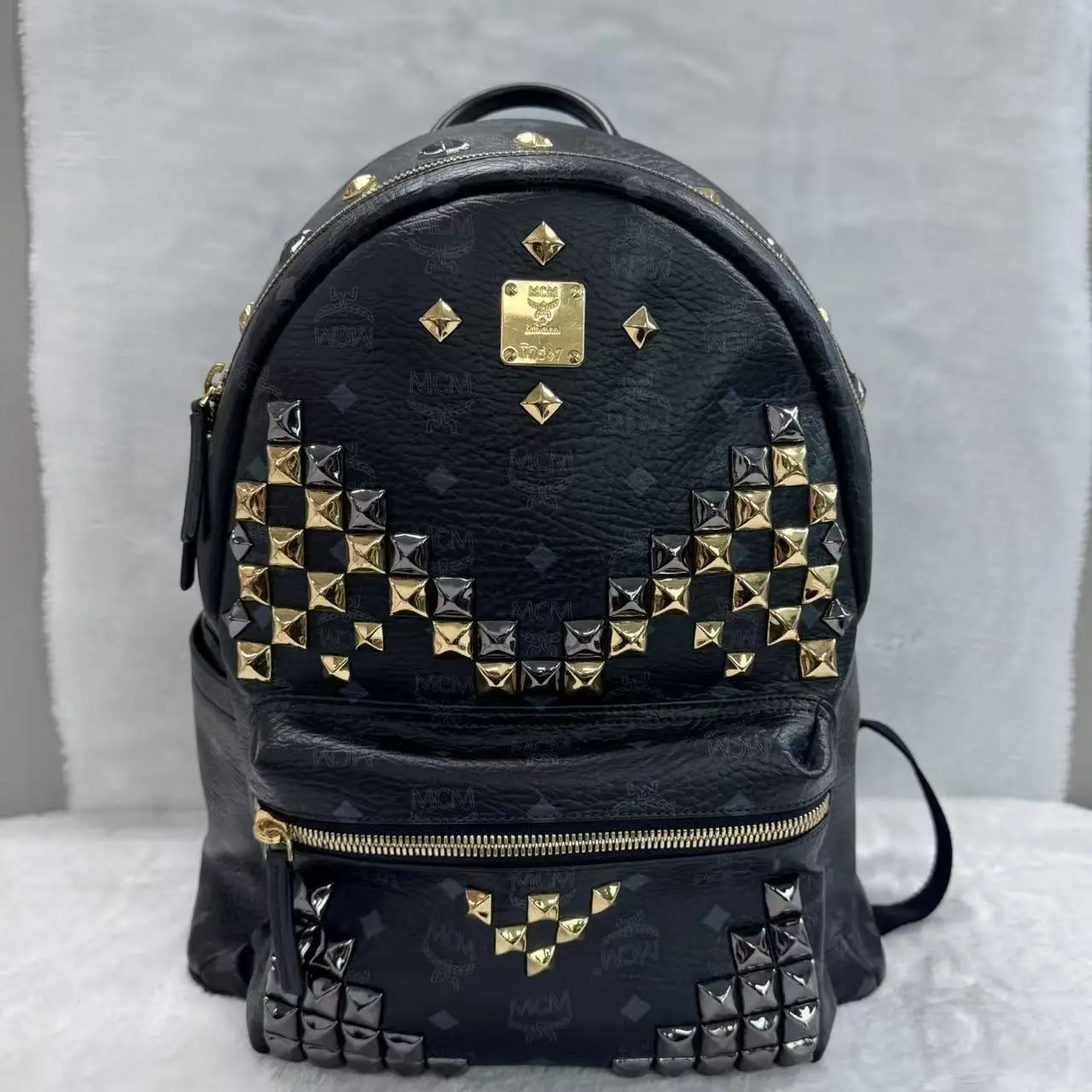 Pre-owned MCM Stark Side Studs Backpack Black Visetos Luxury Designer Backpack YJ0066