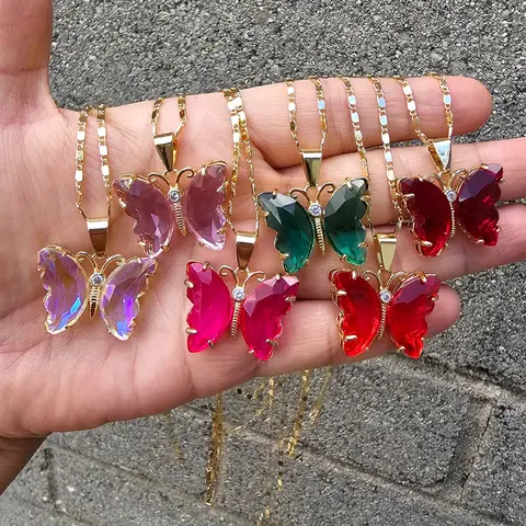Trending Butterfly clear pendant Necklace