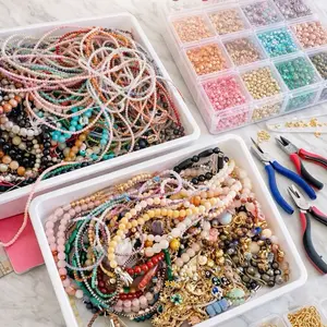 Crea tus propias joyas Elige tus piedras favoritas y diseña algo único  Variedad de colores y estilos disponible