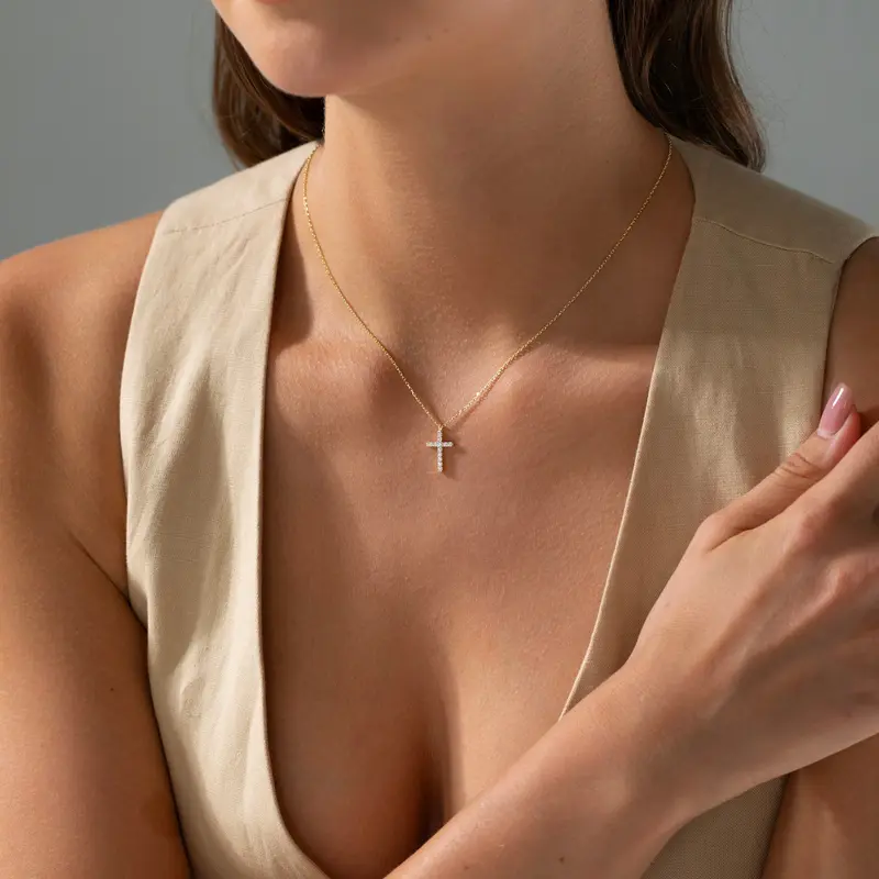 VENOCO Women's Dainty Christian Style Faith Pendant Necklace - 16.5in Gold-Tone/Silver Metal Coating Geometric Cross Necklace with Tiny Cubic Zirconia, Daily Wear Costume Jewelry Accessory