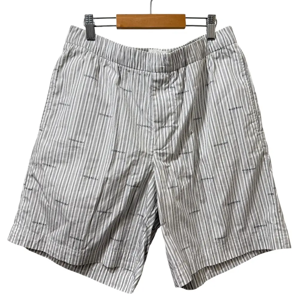 Pre-owned GIVENCHY Cotton Small Leather Goods Stripe Print Shorts