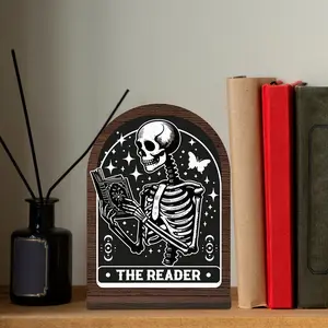 Vintage 2D Wood Reading Quote Plaque with Skull and Starry Night Design, Recycled Wood Bookend Decoration for Libraries and Desktops, Novelty Desk Decor