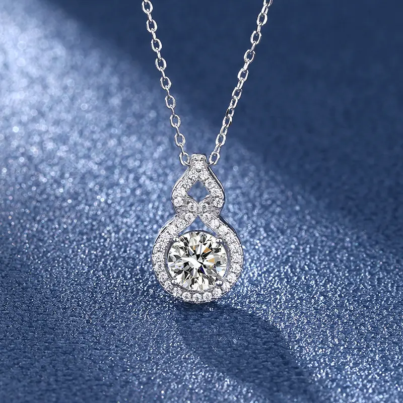 1 carat gourd necklace