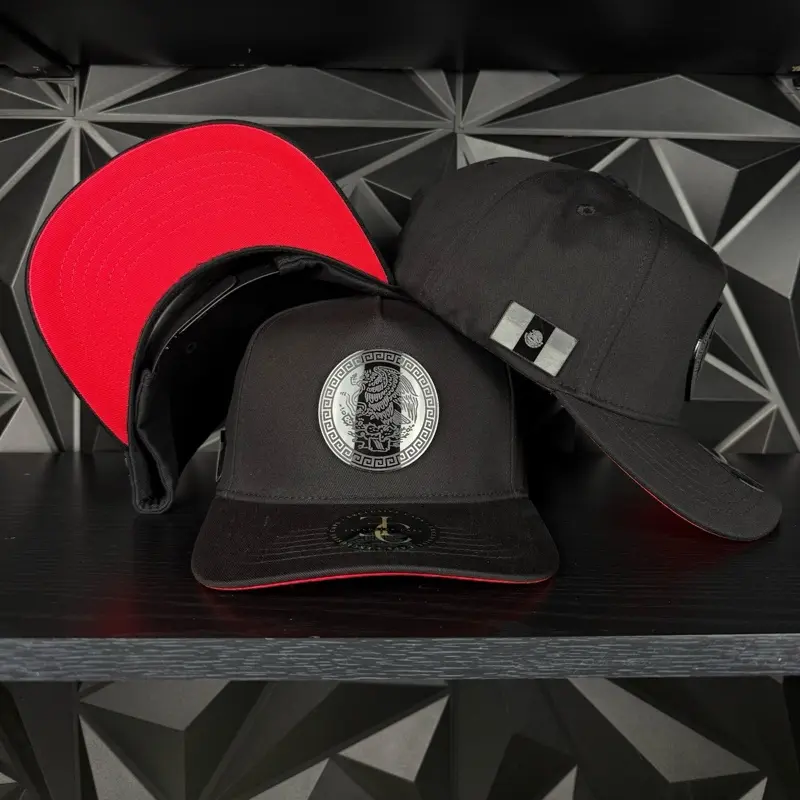 México plate SnapBack hat-black/red México plate SnapBack hat-black/red