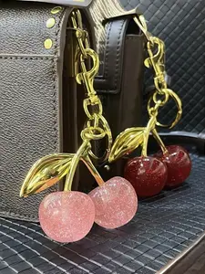New Fashion Crystal Cherry Pendant Metal Key Chain, Cherry Keychain, Suitable For Daily Wear, For Bag Accessories, Can Send Family Gifts, Friends Gifts, Classmates Gifts, Lovers Gifts, Birthday Gifts, Teachers Gifts, Souvenirs
