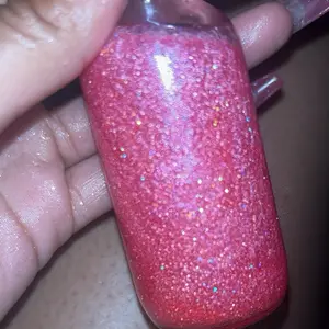 Modern Muse It Girl Shimmer Dry Body Oil - Hydrating & Illuminating for Dry Skin with Glittery Finish scented Fragrance Strawberry Lightweight Aroma Moisturizer