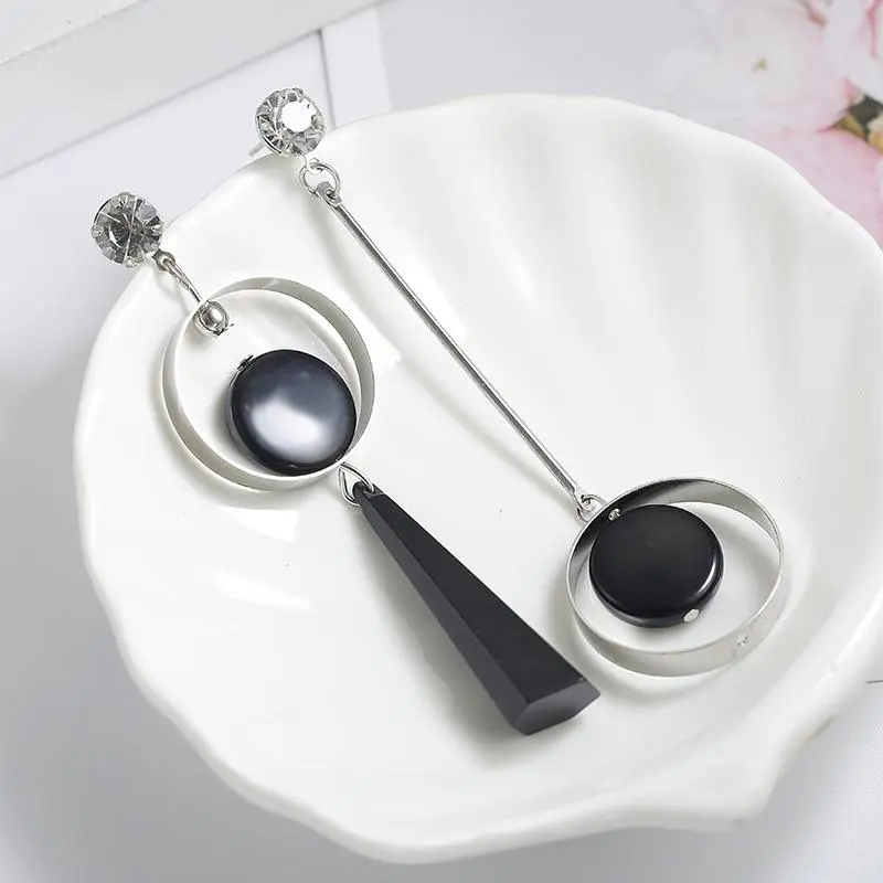 Geometric Long Asymmetry Earring for Women Statement Jewelry Rhinestone Irregular Black Acrylic Round Circle Drop Earrings Gift