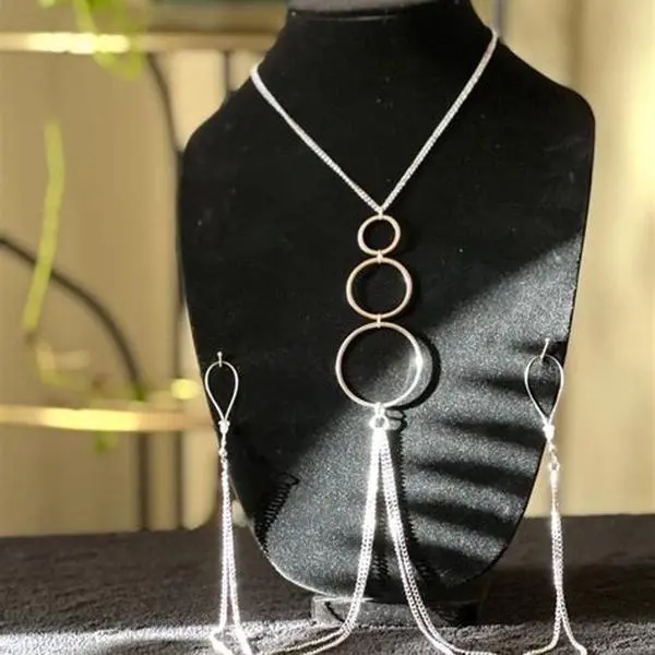 Nipple jewelry