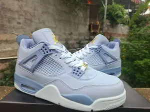 Light Gray-Blue Pebbled Leather Colorblock Mid-Top Basketball Shoes with Gold Metal Tag and White Rubber Outsole