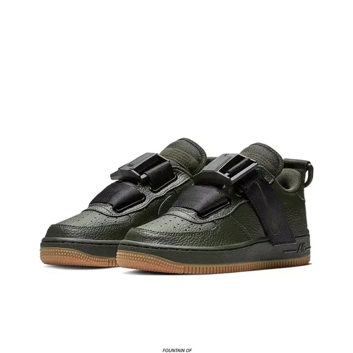 Olive Green Strap Buckle Low‑Top Fashion Sneakers for Men Women, Pebbled Leather Gum Rubber Outsole Street Casual Shoes for Daily Wear