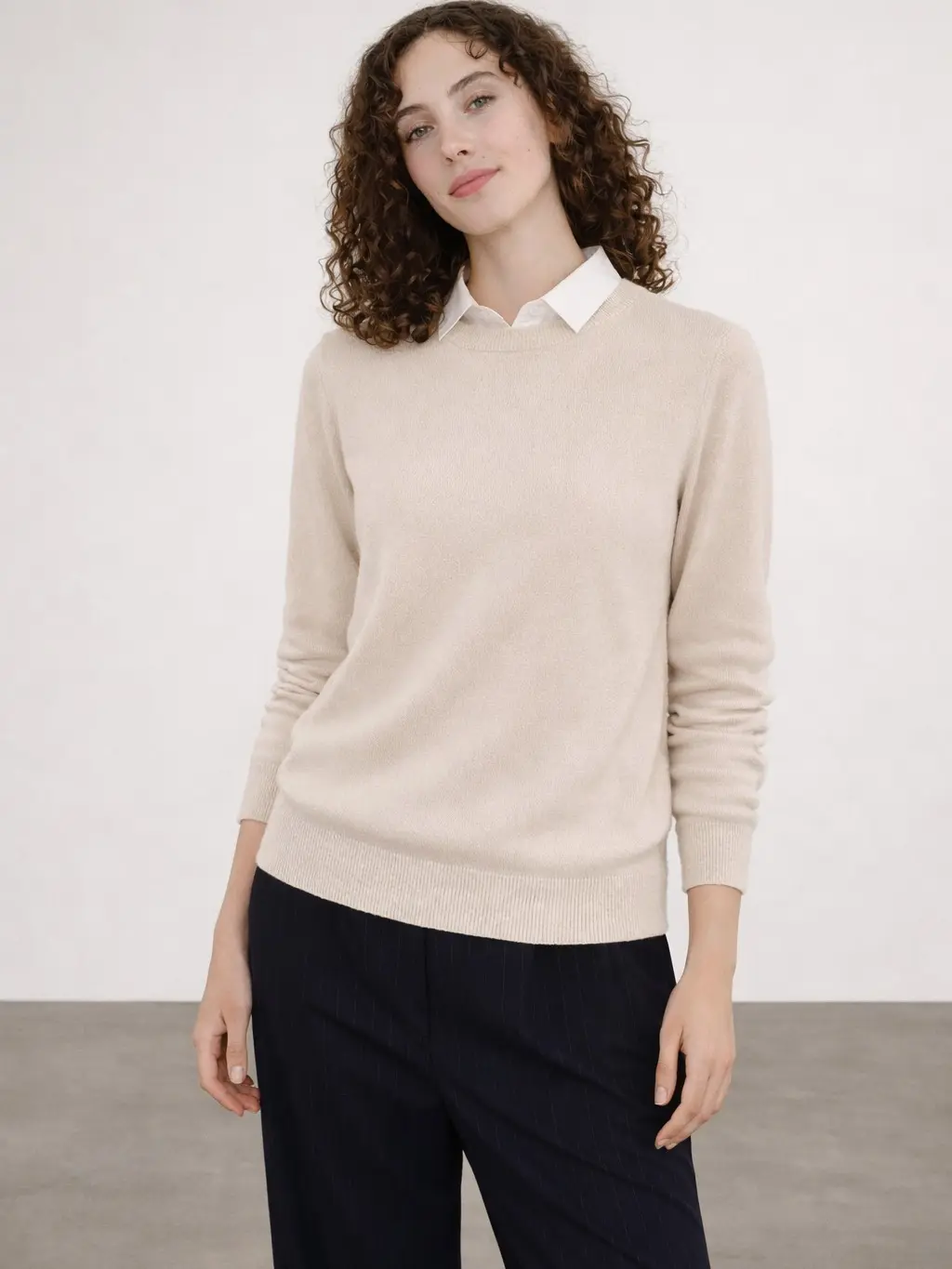 State Cashmere Women’s Basic Crewneck Cashmere Sweater