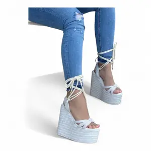 "White Roman Platform Sandals 15cm - Trendy High Heel Gladiator Style"