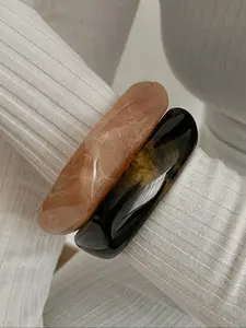 Women's Cold Zen Style Casual Vacation Bracelets, Exaggerated Y2K Geometric Resin Bangle, All Seasons Fashion Accessory, Versatile Accessory