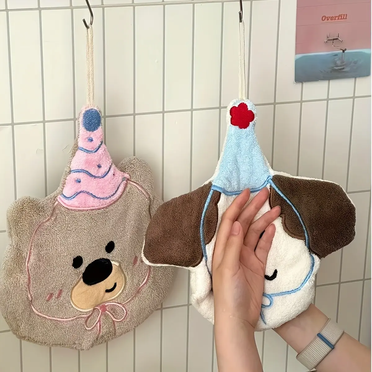Super Absorbent Ultra-Soft Coral Fleece Bathroom Hand Towel, Cute Cartoon Design, Perfect Christmas Gift, Soft Hand Towel, Face Towel