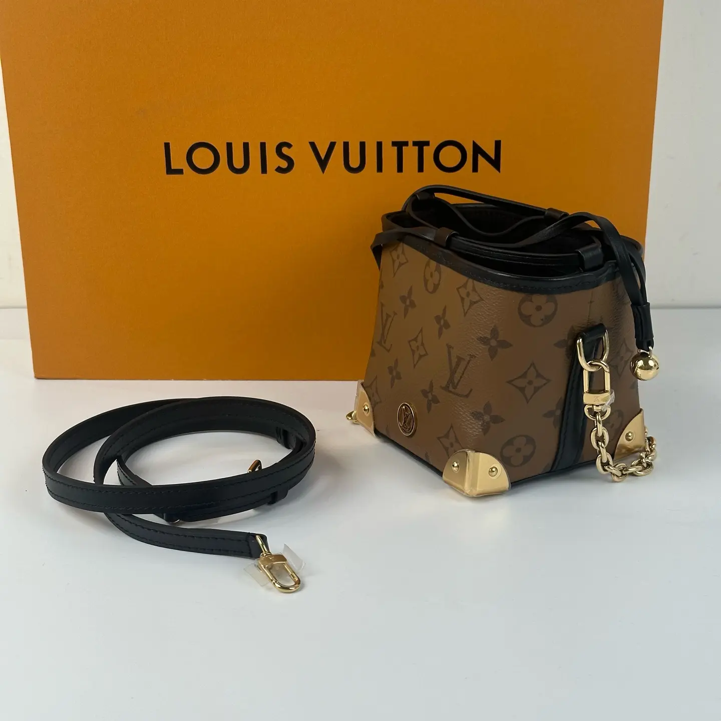 Pre-owned Louis Vuitton Noé Purse LV Charms Crossbody Bag
