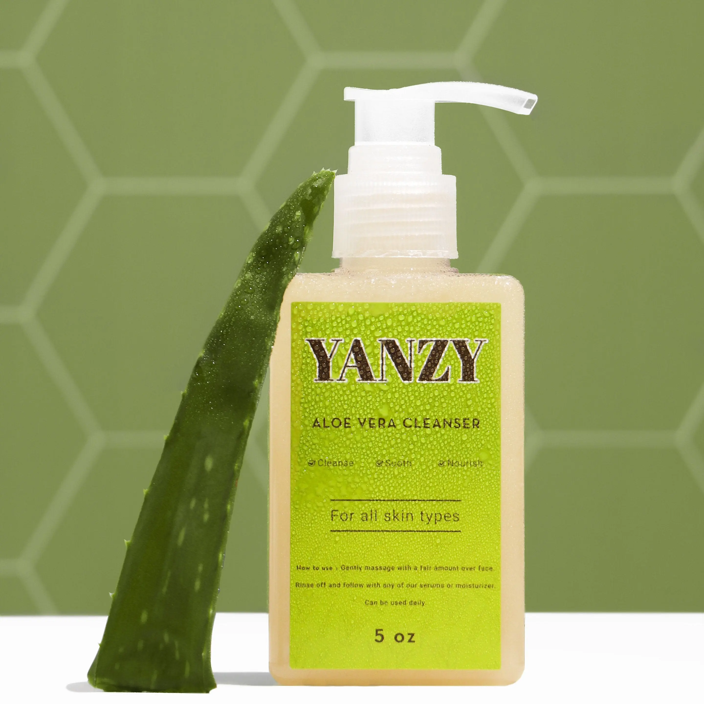 Aloe Vera Facial Cleanser, Gentle Hydrating Daily Face Wash for Sensitive Skin