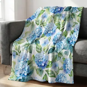 Hydrangea Floral Throw Blanket, Watercolor Flower Flannel Blanket, Soft Cozy Warm Blanket, Botanical Pattern Lightweight Gift Blanket for Couch Bed Sofa, Elegant Garden Decor for Teens & Adults