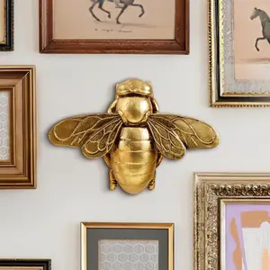 Creative Resin Dragonfly Bee Wall Hanging, Insect Lover Collectible, Home Party Decor, Unique Craftsmanship, Home Decor Piece