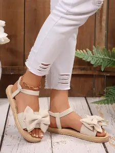 Summer New Simple Lightweight Round Toe Open-Toe Beach Vacation Slip-On Women's Outdoor Flat Sandals, Comfortable and Stylish Footwear