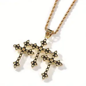 Hip-hop style men's copper trinity cross pendant necklace, inlaid with sparkling crystals, suitable for casual wear, hip-hop necklace