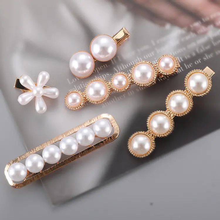 Pearl Clip