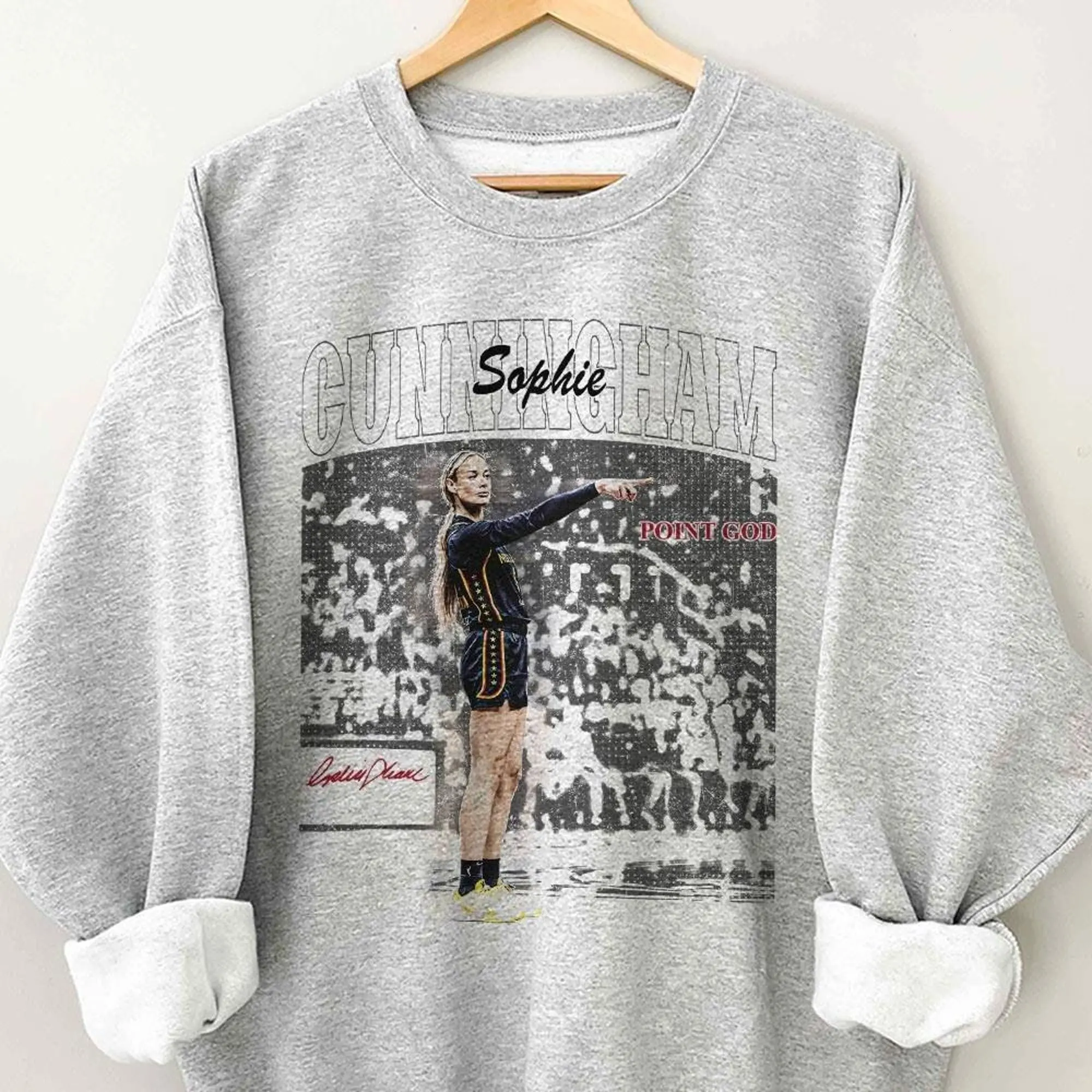 Sophie Cunningham Women Basketball Vintage Sweatshirt
