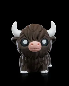 Chill Highland Cow - Articulated Body for Desk Decor