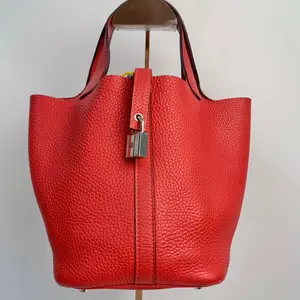 Pre-owned HERMÈS leather handbag Hermes Picotin Lock 18/22 (Togo Leather, Vermilion/Red) [BF 12Z] QQ2674
