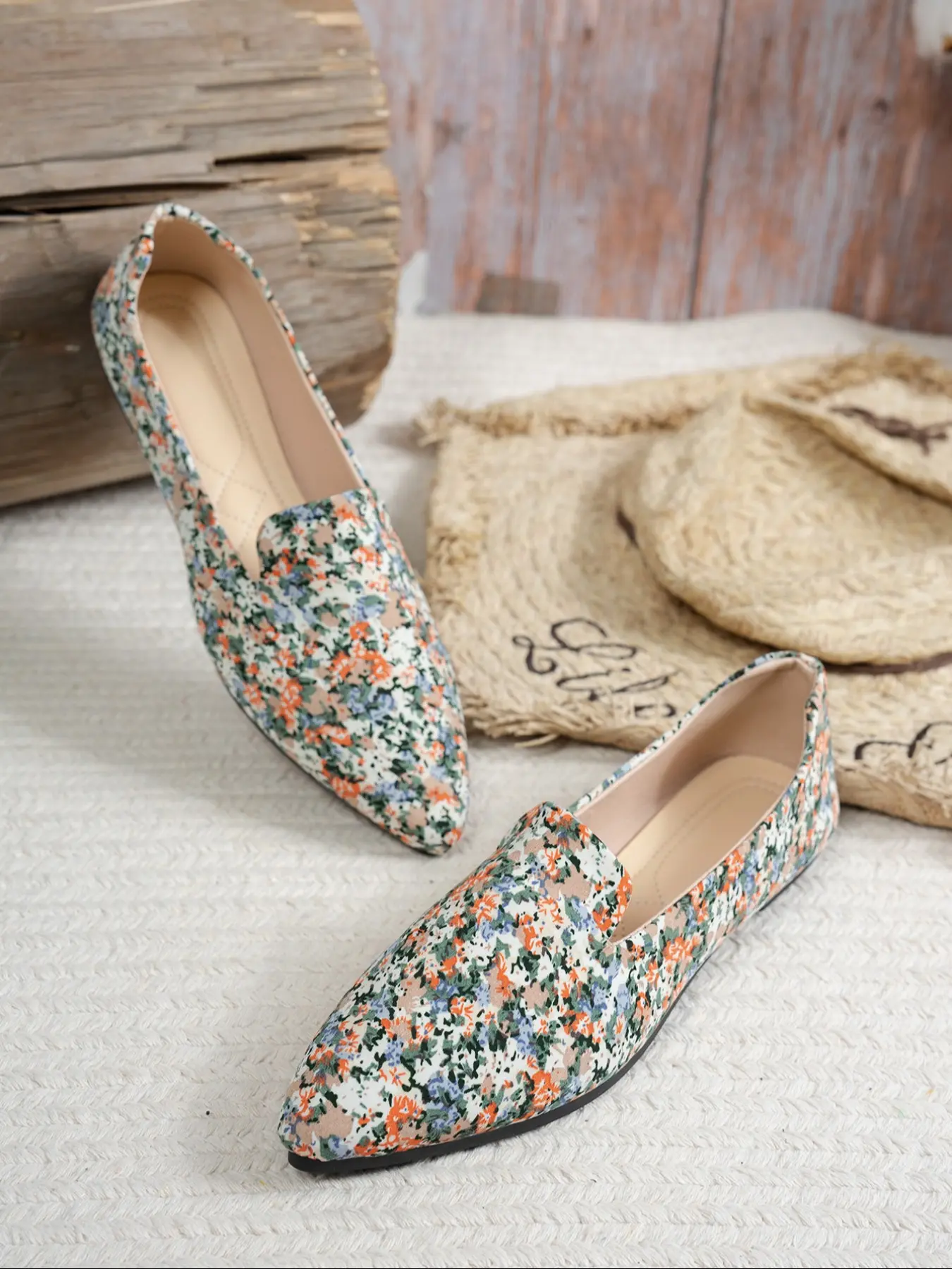 New Spring Autumn Dance Shoes for Women, Casual Versatile Fashion Design Pointed Toe Flat Low Heel Single Shoe, Colorful Print Wedding Shoes, Walking Shoes, Footwear, Elegant Flats, Casual Fashionable Flats