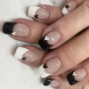 24x Heart False Nail Press-On Nails Glossy Stick-On Nails for Valentine’s Day