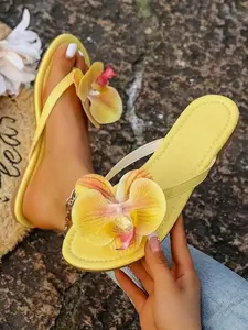 2025 New Summer Korean Style Fashion Butterfly Orchid Flower Creative Fairy Style Resort Slippers, Minimalist Sexy Niche Versatile Beach Holiday Sandals, Yellow