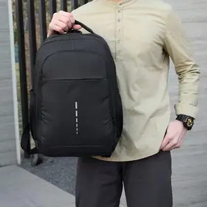 Casual Backpack - Unisex for Both Men and Women, Suitable for Spring and Summer. Solid Color, Fashionable, with Shoulder Straps and a Handle for Carrying. Ideal for Commuting, Traveling, and as a Gift for Holidays. [Zipper Direction Is Random]