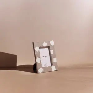 Piso 4x6 Concrete Picture Frame – White Marble Inlay