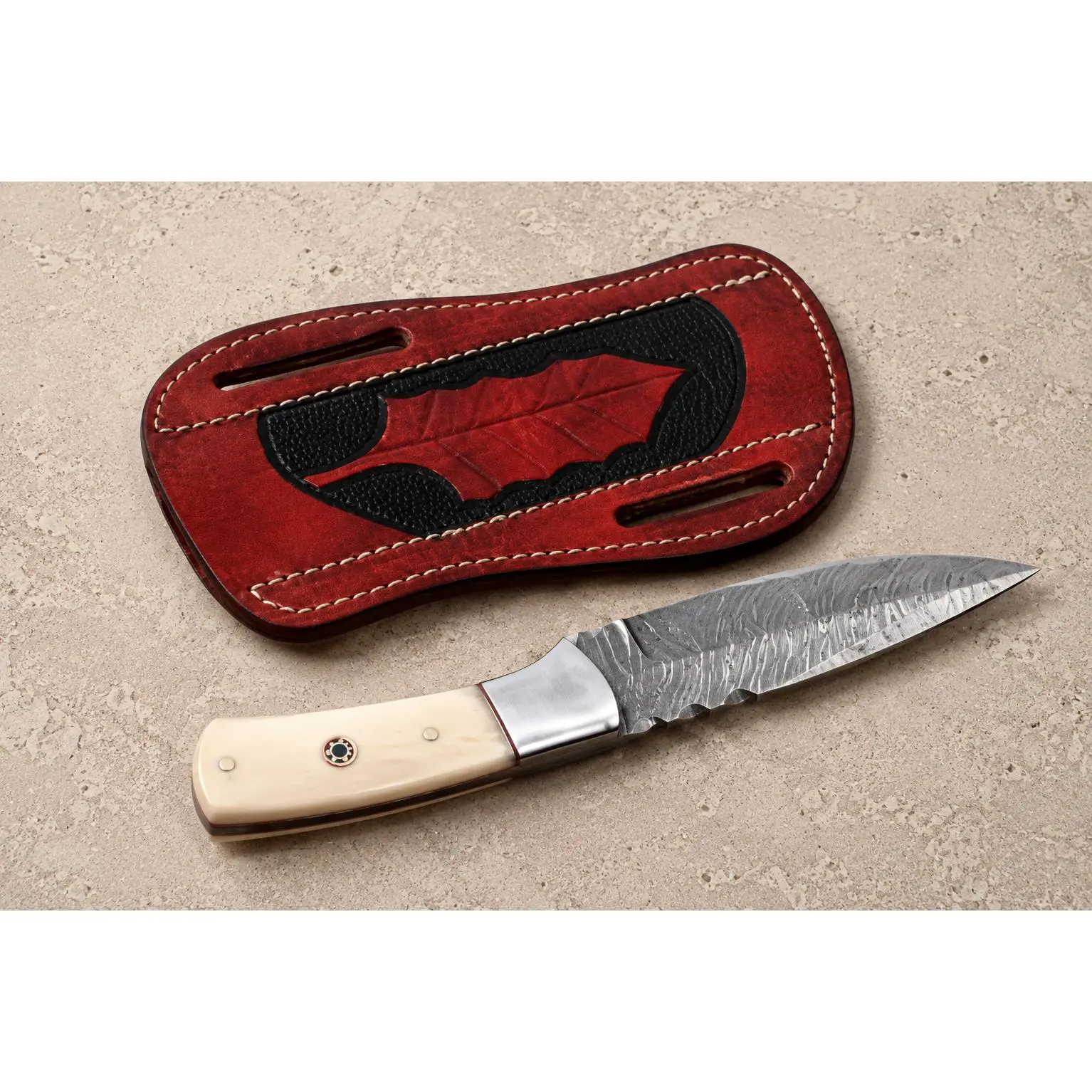Saddleback Leather Pancake Sheath – Hand Engraved Belt Carry Sheath