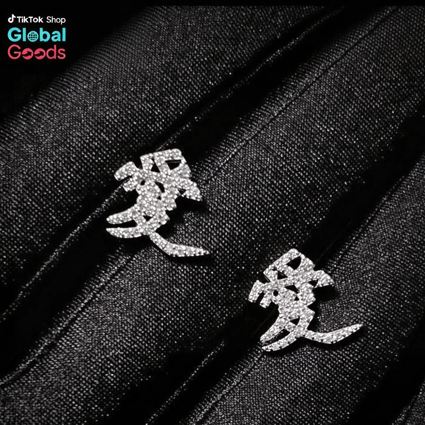 Naruto Anime Sparkling Bejeweled Zircon Ear Studs, Gaara Love Symbol Heart Graphic Earrings, Unisex Cosplay Accessory, Sohochic Fashion Costume Jewelry Gift for Naruto Fans