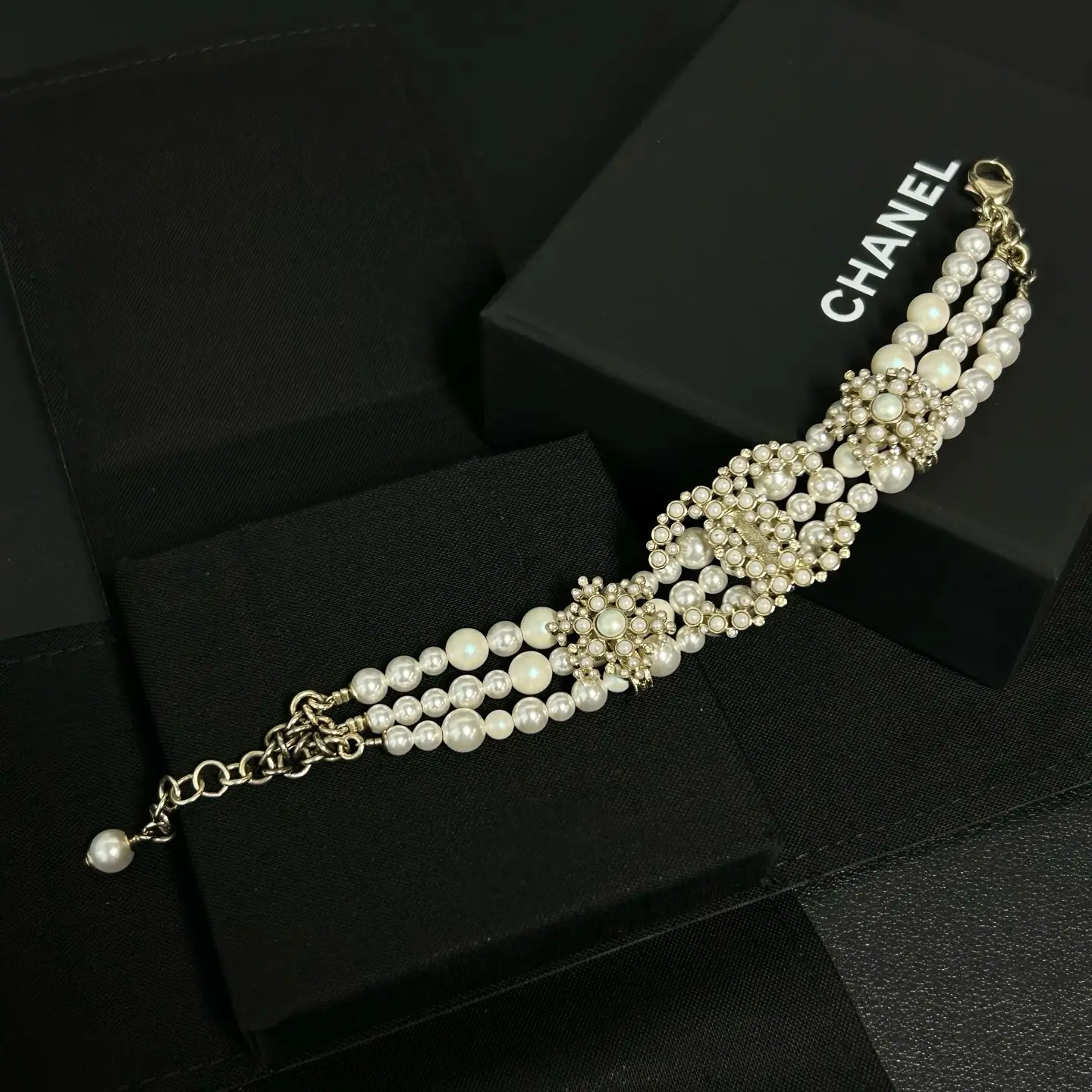 Pre-owned H1 Chanel gradient pearl and diamond splicing bracelet ZSL0618050