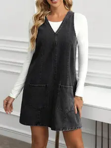 Women's V-Neck Sleeveless Casual Denim Bib Dress with Dual Pockets