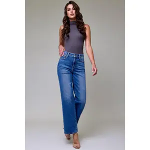 Bella Straight Leg Jean