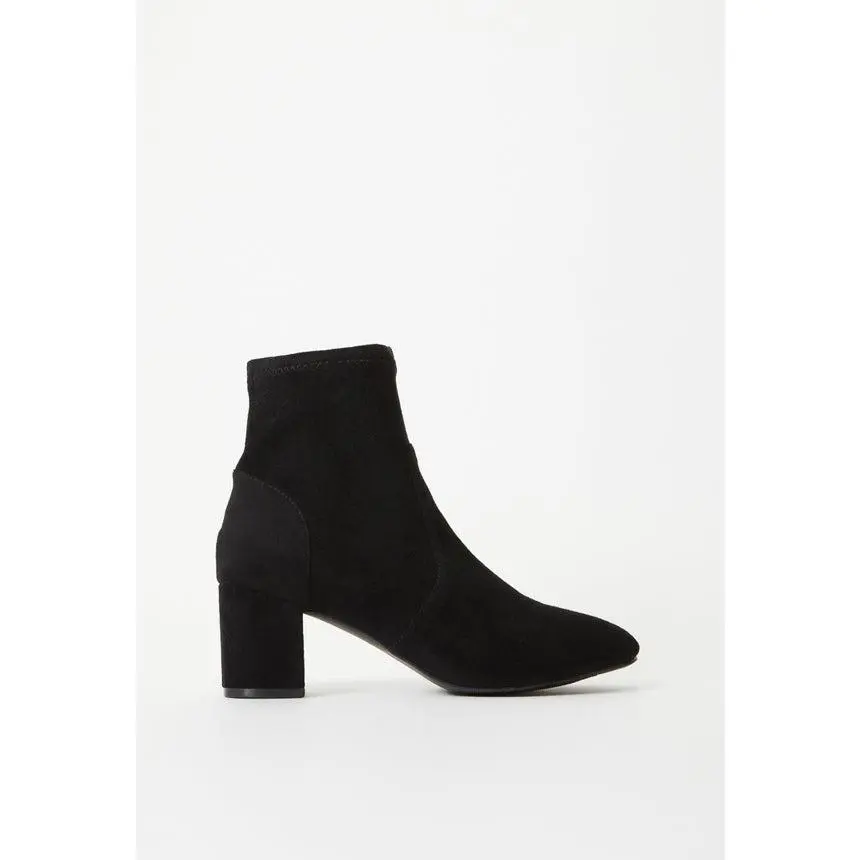 Women's Pointed Toe Ankle Booties with Chunky Block Heel, Side-Zip Statement Footwear for Daily Wear, Statement Shoes