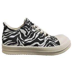 Retro shoes Trendy breathable canvas shoes for students, low-top classic versatile shoes with a creamy sole, couple's style men's sneakers