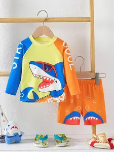 Men's baby clothes, men's baby summer swimwear set, cute cartoon shark design, men's baby two-tone long-sleeved + shorts swimsuit set, sunglasses shark print + bubble element decoration, Valentine's Day gift, suitable for pool play, beach vacation