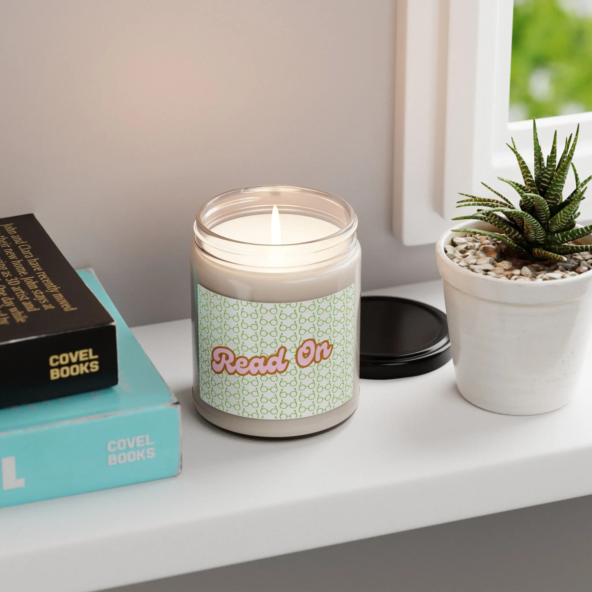 Literary Scented Candle - Read On, Book Lover Gift, Cozy Home Decor, Relaxation Essential, Aromatherapy Candle
