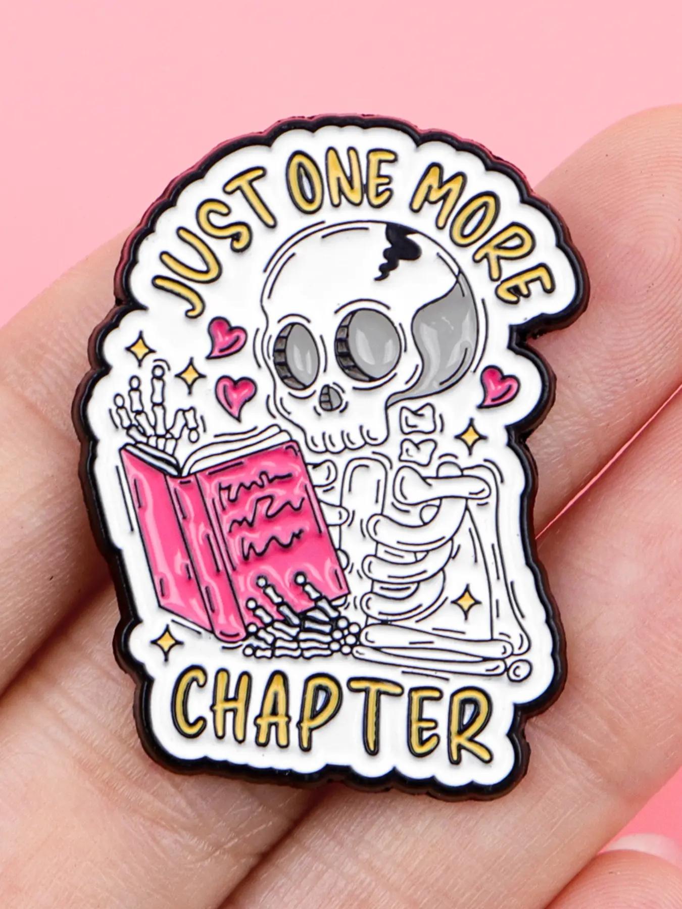 Cartoon Skull Enamel Pin, Heart, Trendy Punk Zinc Alloy Badge, Durable Metal Pins, Lapel Pins, Fashion Accessory for Backpacks Sweaters Coats, Perfect Halloween Gift Choice