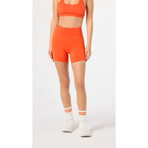 Embody High-Waisted 5.5'' Shorts