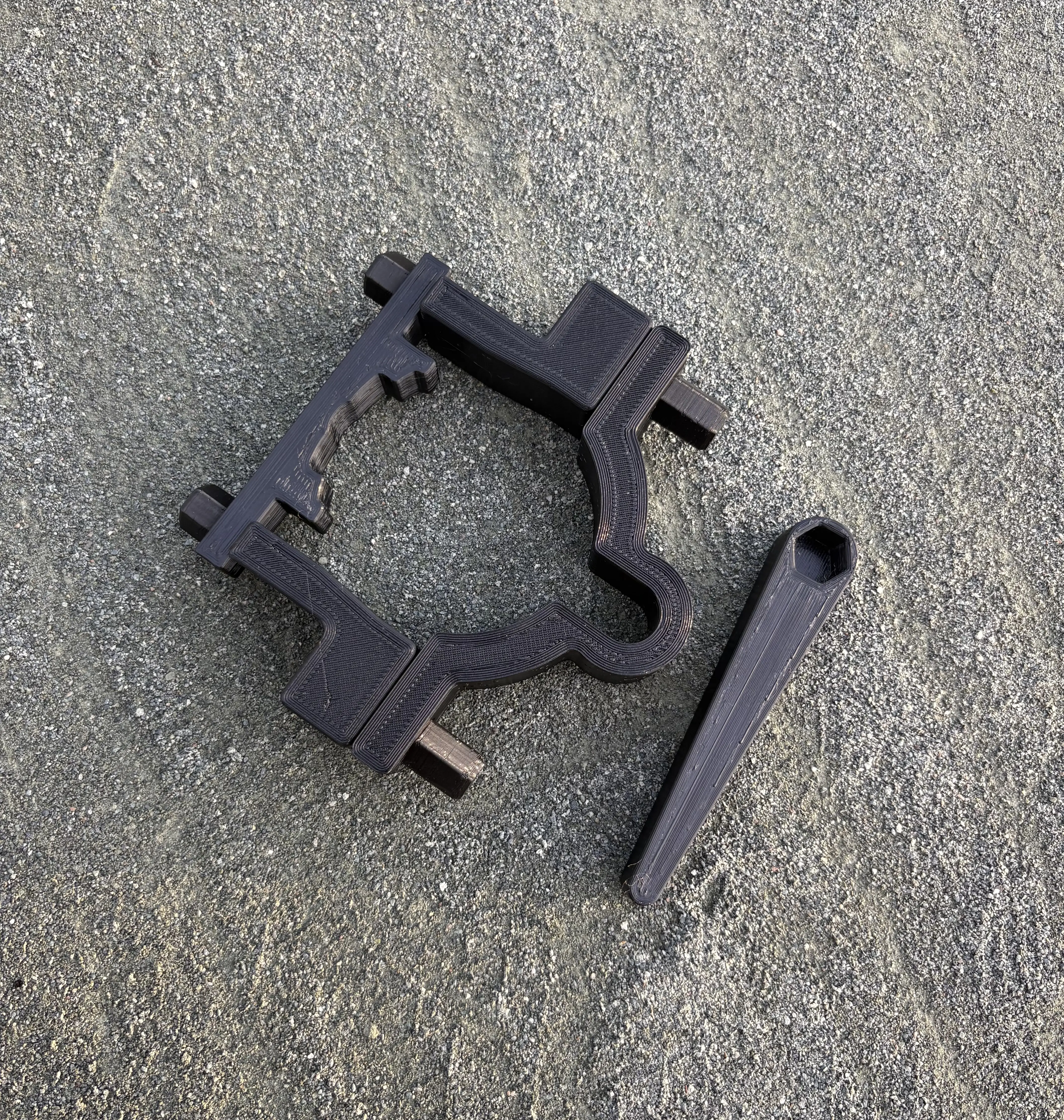 TLC ACE Handy Clamp Mounting System for Court Caddy Trays - Facility 4-Pack
