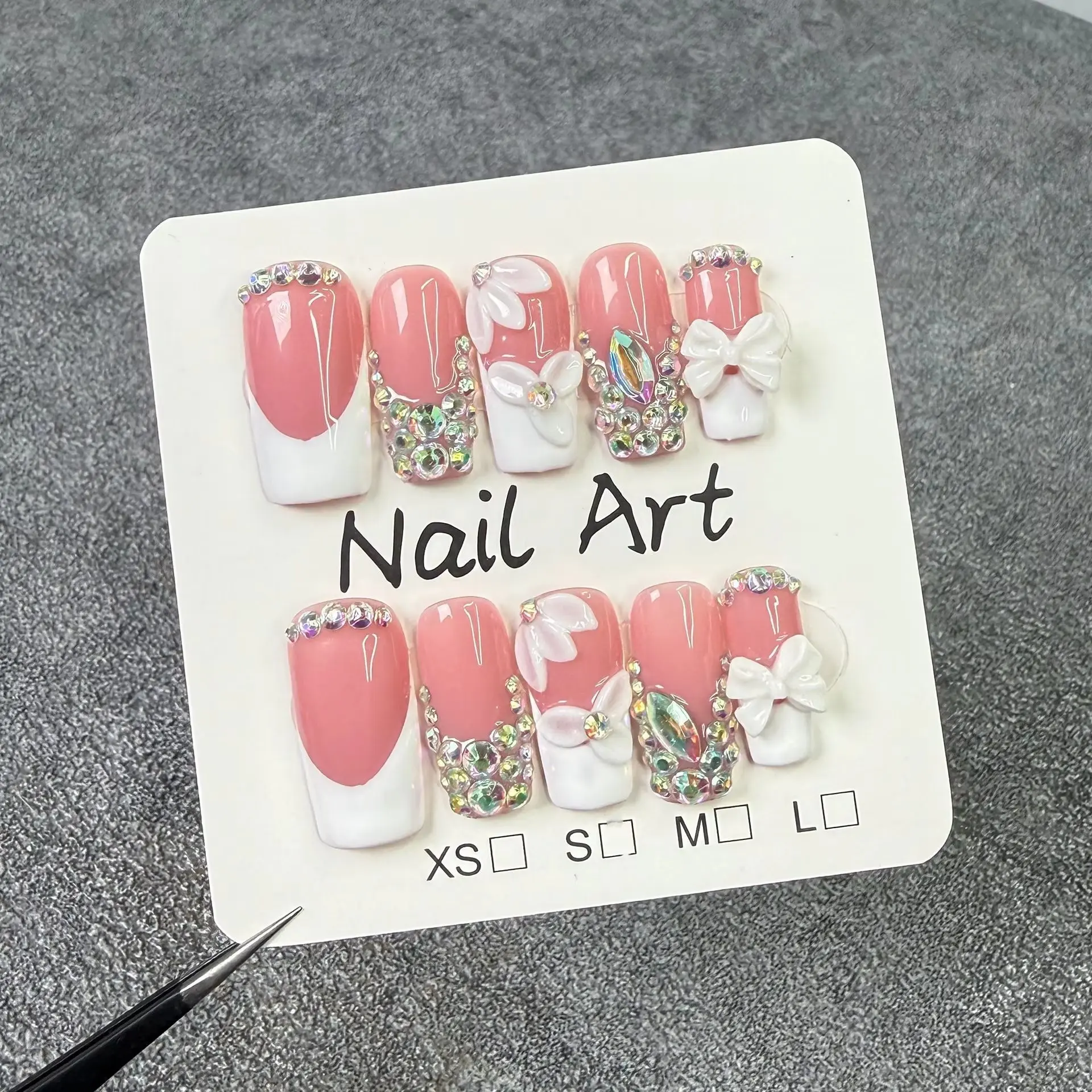 10pcs high-end Light luxury and sweet, dazzling nude pink full of diamonds, hand-painted three-dimensional flower bow handmade Flower Design Nails Handmade Nail Art Handmade Wearable Nails