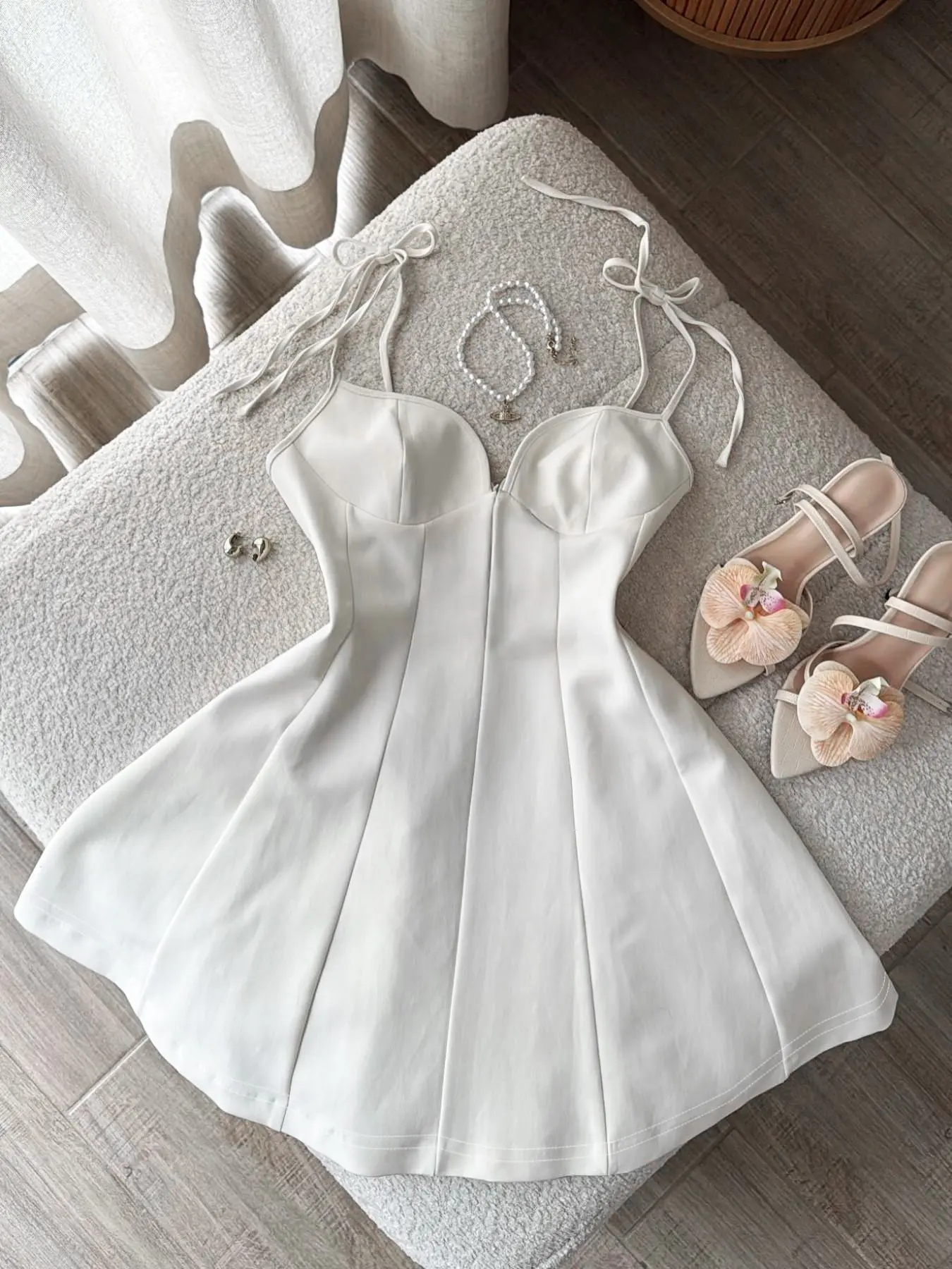 Elegant Women's Dress with Butterfly Knot Design, Simple Feminine  Fashionable Gown for Dating, Stylish Shoulder Bow Detail Womenswear